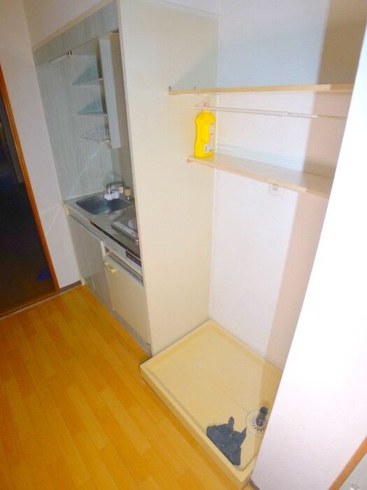 物件内観写真19　(洗濯機置場)