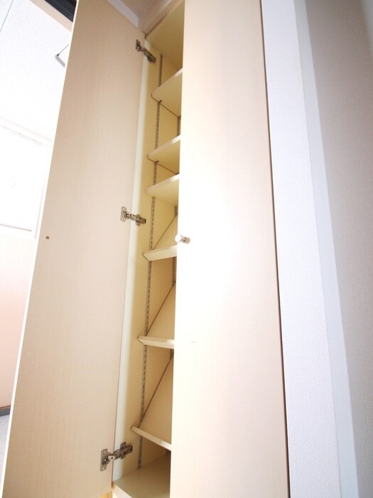 物件内観写真22　(靴箱)