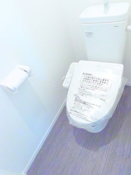 物件内観写真14　(トイレ)