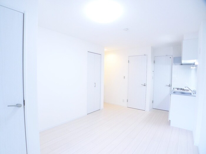 物件内観写真19　(廊下)