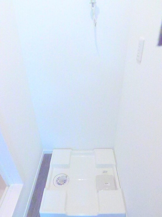 物件内観写真19　(洗濯機置場)