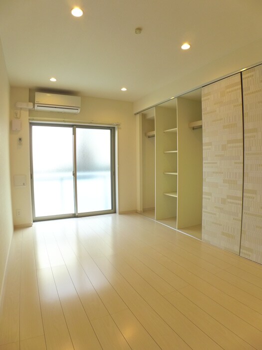 物件内観写真5　(居室)