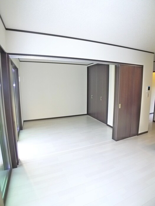 物件内観写真12　(居室)