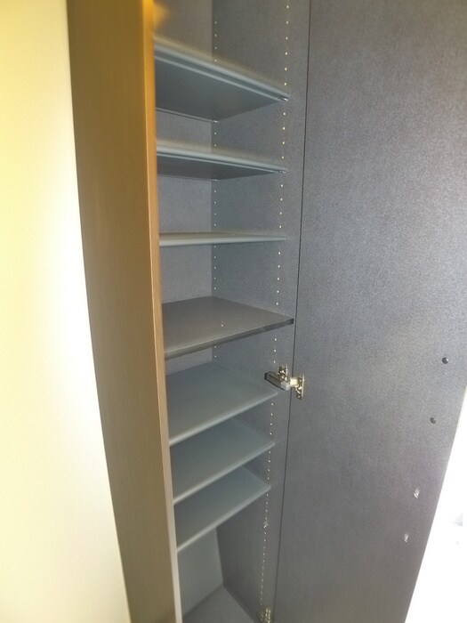 物件内観写真15　(靴箱)