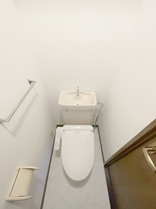 物件内観写真11　(トイレ)