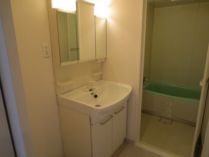 物件内観写真9　(洗面)