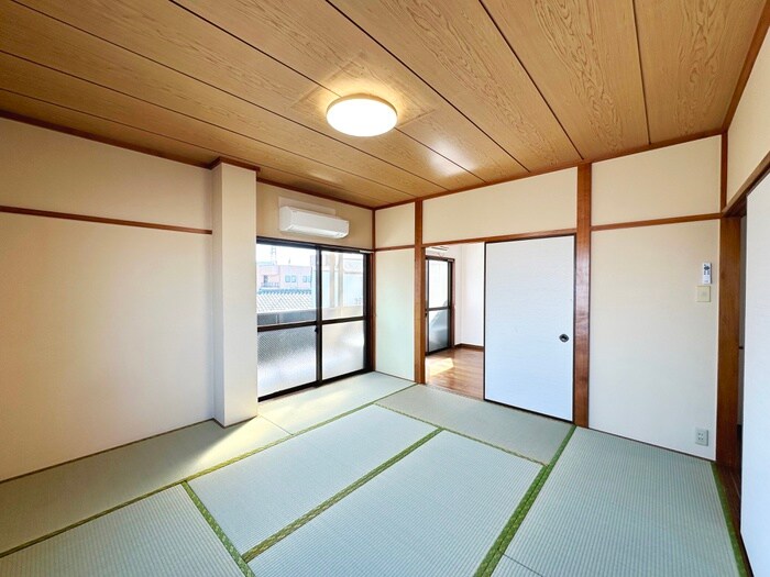 物件内観写真12　(居室)