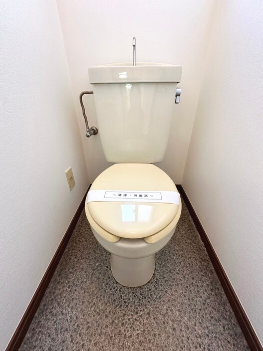 物件内観写真16　(トイレ)