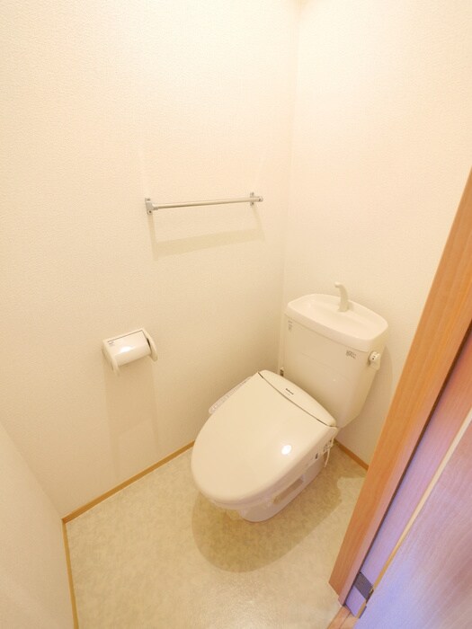 物件内観写真7　(トイレ)