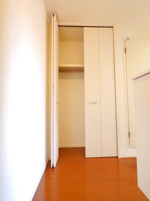 物件内観写真11　(玄関)