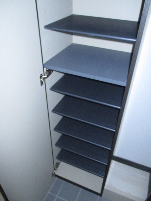 物件内観写真14　(靴箱)