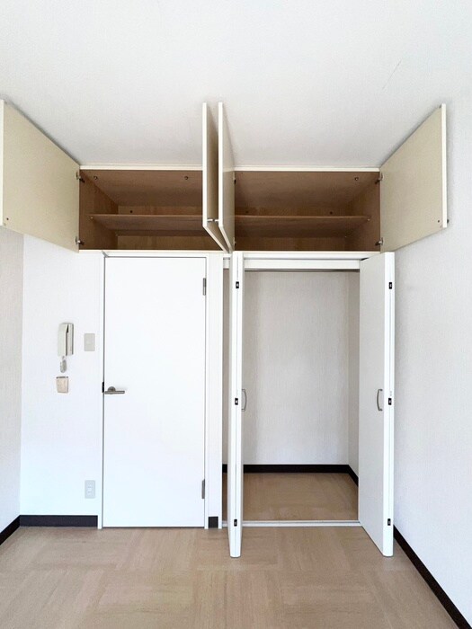 物件内観写真8　(収納)