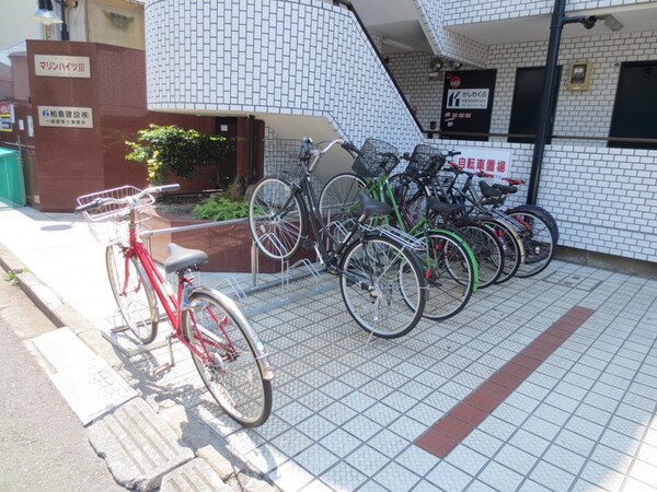 駐輪場