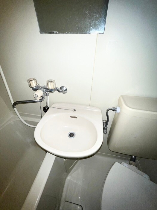 物件内観写真12　(洗面)