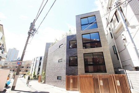 ファーストクラス北参道外観写真
