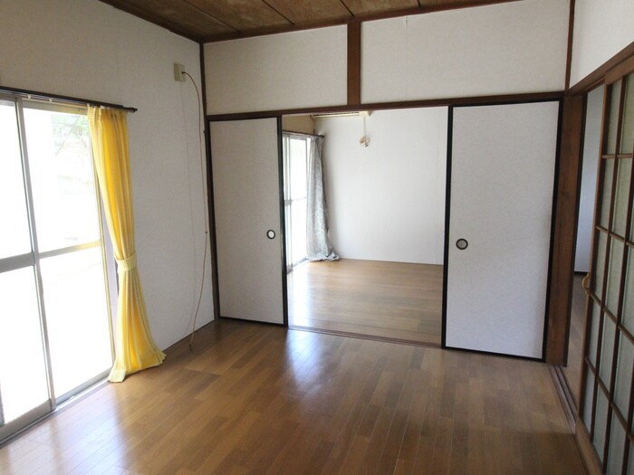 物件内観写真8　(居室)