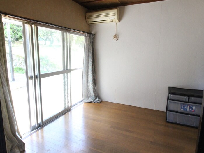 物件内観写真11　(居室)