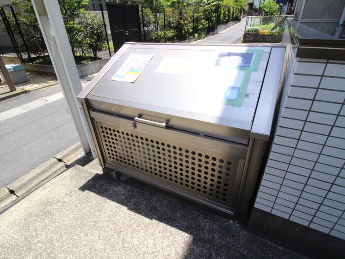 物件外観写真3　(建物設備)