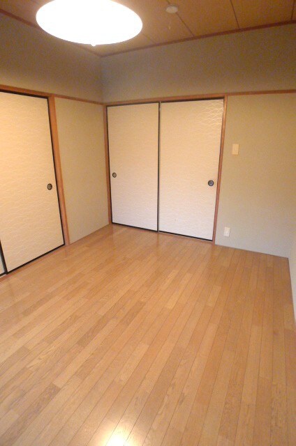 物件内観写真10　(居室)