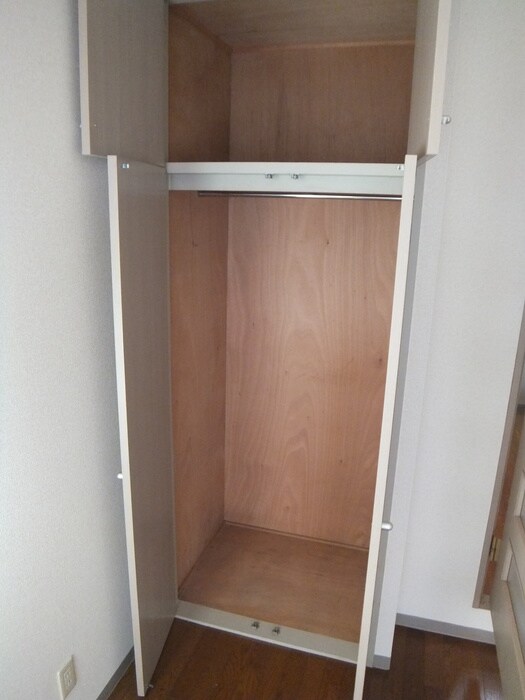 物件内観写真13　(収納)