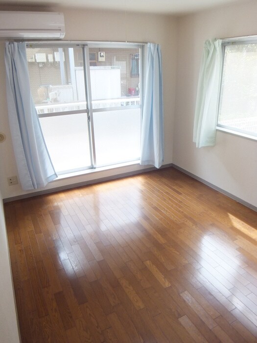 物件内観写真14　(居室)