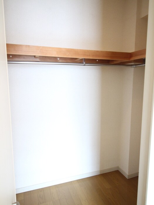 物件内観写真8　(収納)