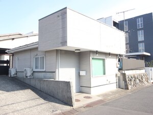 嘉山店舗外観写真
