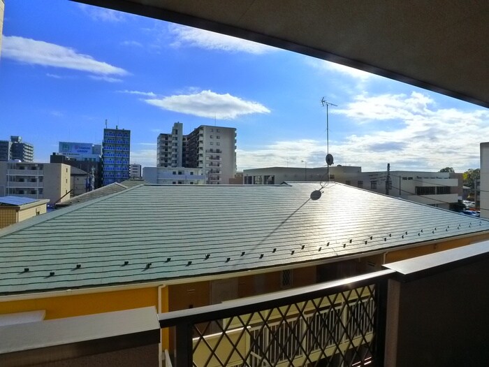 物件内観写真22　(室内からの展望)