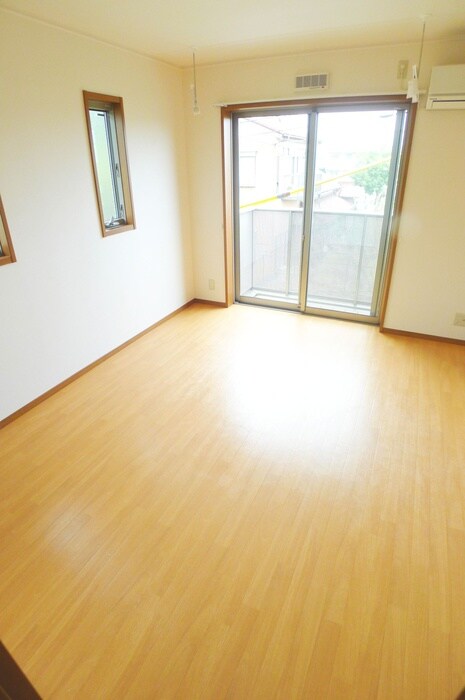 物件内観写真8　(居室)