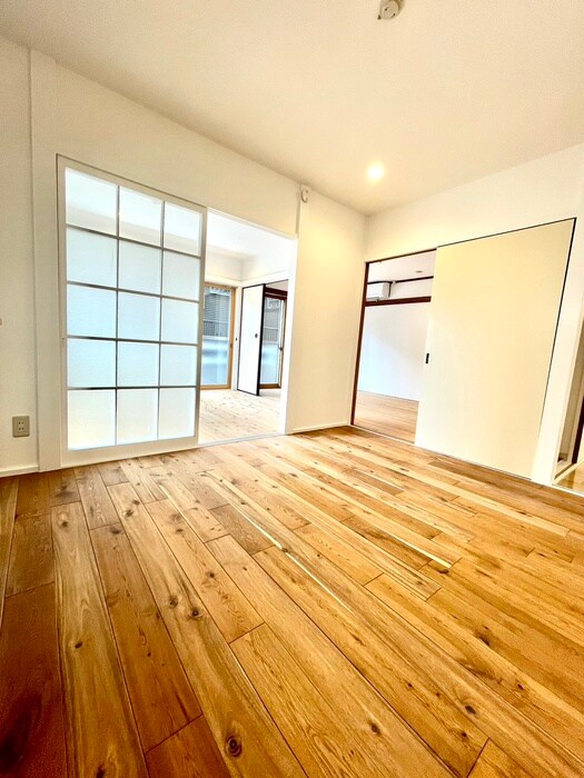 物件内観写真8　(居室)