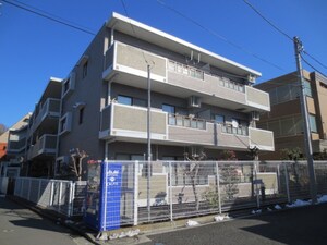 ラフォ－レ大倉山外観写真