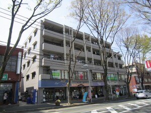 たまセンター第２ビル外観写真