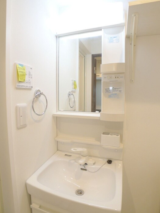 物件内観写真10　(洗面)