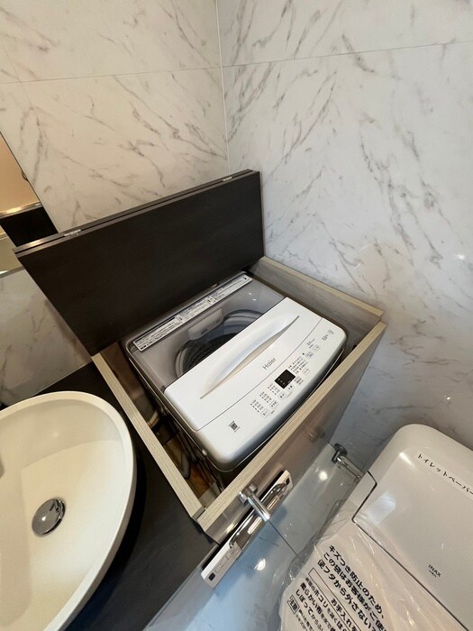 物件内観写真17　(洗濯機置場)