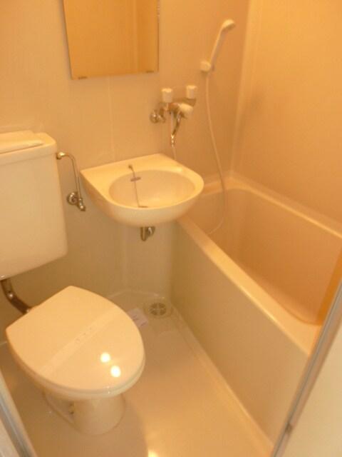 物件内観写真8　(バス／シャワールーム等)