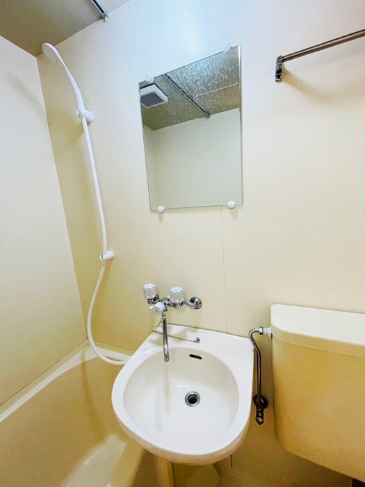 物件内観写真13　(洗面)