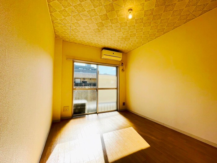 物件内観写真17　(居室)