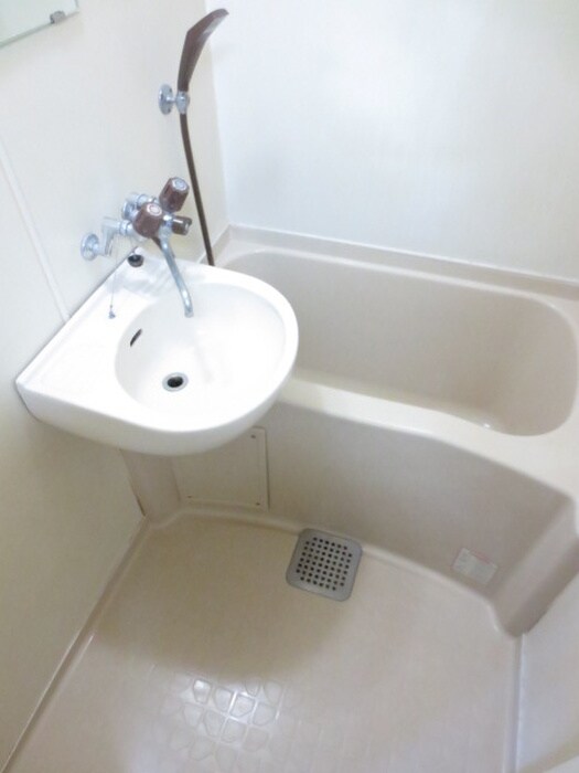 物件内観写真11　(バス／シャワールーム等)