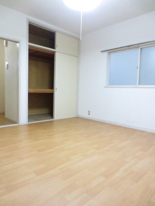 物件内観写真15　(居室)