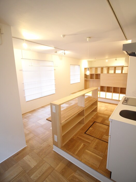 物件内観写真8　(居室)