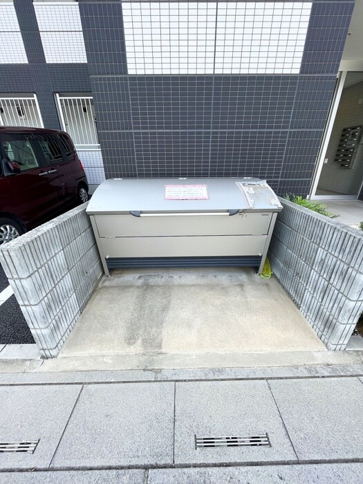 物件外観写真4　(建物設備)