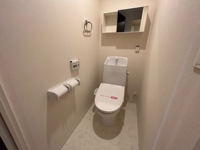 物件内観写真18　(トイレ)