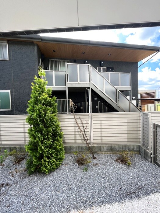 物件内観写真21　(室内からの展望)