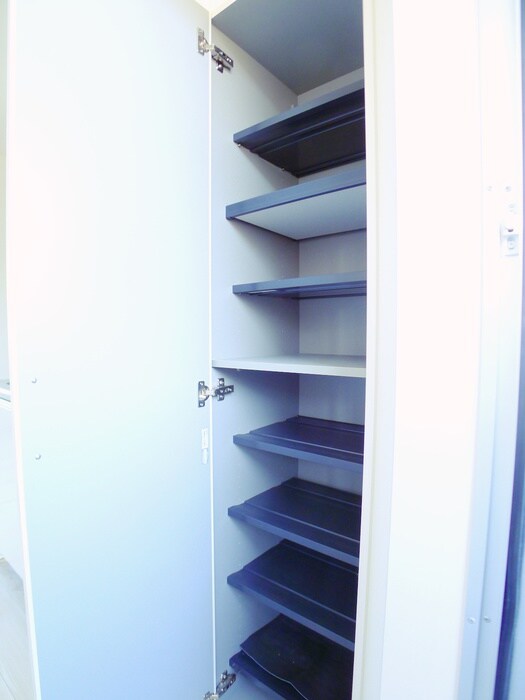 物件内観写真11　(靴箱)