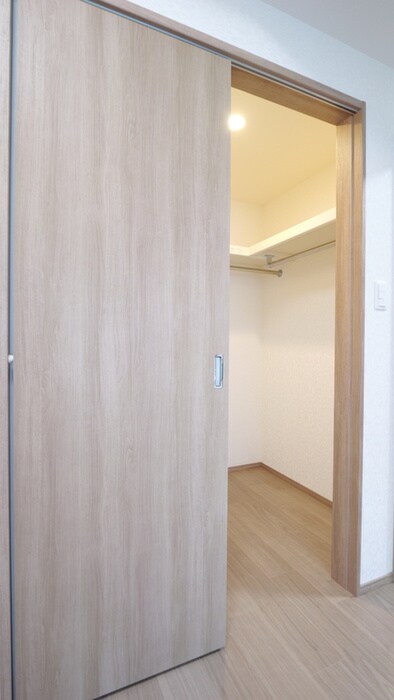 物件内観写真10　(収納)