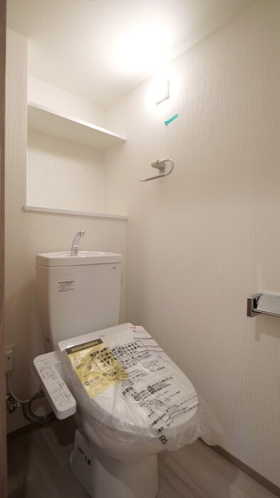 物件内観写真11　(トイレ)