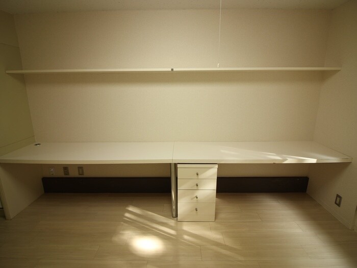 物件内観写真13　(収納)