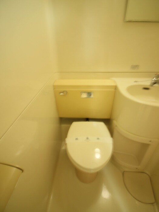 物件内観写真16　(トイレ)