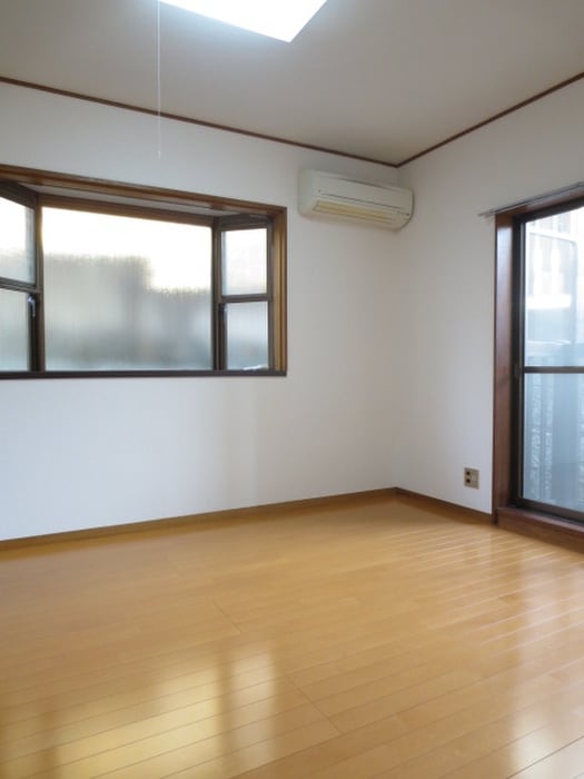 物件内観写真5　(居室)