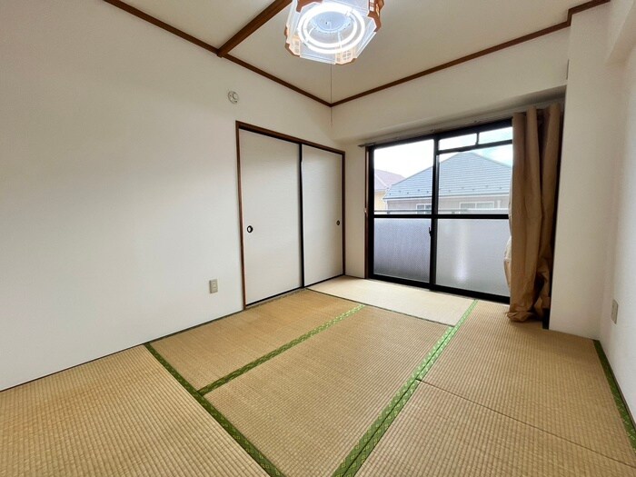 物件内観写真9　(居室)